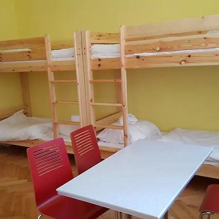 Ks Gmbh Hostel *
